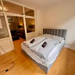 דירה Weisse Villa, Historische Villa, Bremen Zentral, Hbf, Messe, Oevb Arena, Kostenloser Parkplatz ברמן