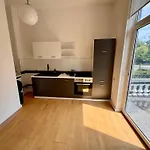 Apartamento Weisse Villa, Historische Villa, Zentral, Hbf, Messe, Oevb Arena, Kostenloser Parkplatz Bremen
