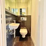 Weisse Villa, Historische Villa, Zentral, Hbf, Messe, Oevb Arena, Kostenloser Parkplatz Bremen