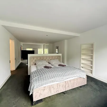 Appartement Weisse -moderne Und Stilvolle - Nahe Hbf & City, Messe, Oevb