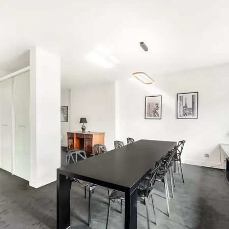 Weisse Villa, Historische Villa, Zentral, Hbf, Messe, Oevb Arena, Altstadt *