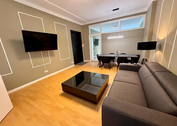 Weisse -moderne Und Stilvolle - Nahe Hbf & City, Messe, Oevb Apartment *