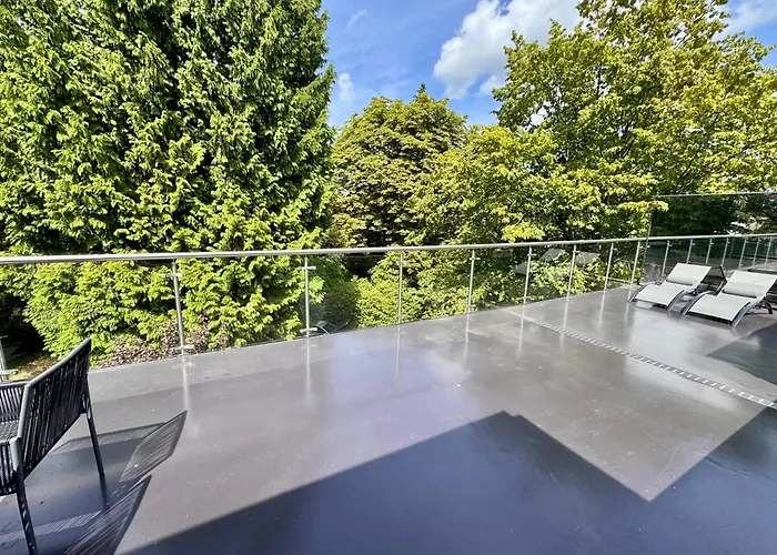 Apartment Weisse -moderne Und Stilvolle - Nahe Hbf & City, Messe, Oevb