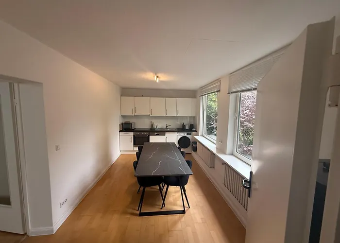 Appartement Weisse -moderne Und Stilvolle - Nahe Hbf & City, Messe, Oevb Bremen